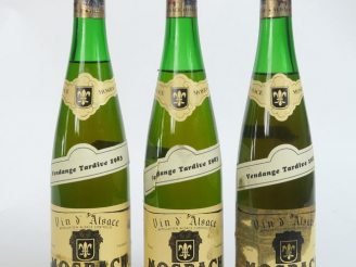 Vente aux enchères 3 BOUTEILLES GEWURZTRAMINER VENDANGES TARDIVES MOSBACH - 1983 - 1 à 4 