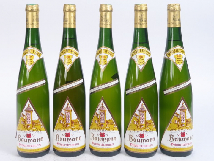 5 BOUTEILLES GEWURZTRAMINER VENDANGES TARDIVES BAUMANN - 1985 - 2 à 3 