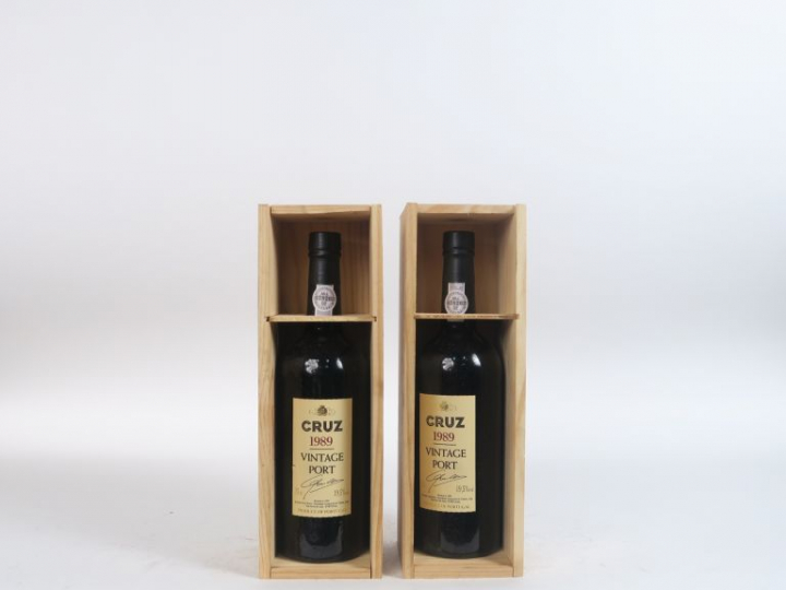 2 BOUTEILLES PORTO CRUZ VINTAGE PORT - 1989 - COFFRET