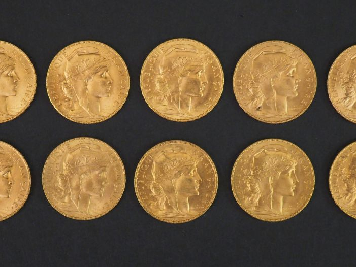 10 pièces de 20 francs or Frais de vente : 5 % TTC