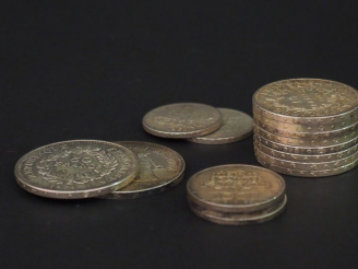 Vente aux enchères Ensemble de pièces en argent. Poids : 162 g