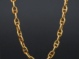 Vente aux enchères Collier en or maille grains de café. Poids : 73,80 g