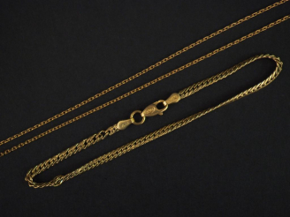Vente aux enchères Collier et bracelet en or. Poids : 6 g
