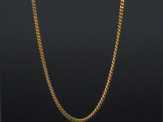 Vente aux enchères Collier en or, maille entrelac. Poids : 15,20 g