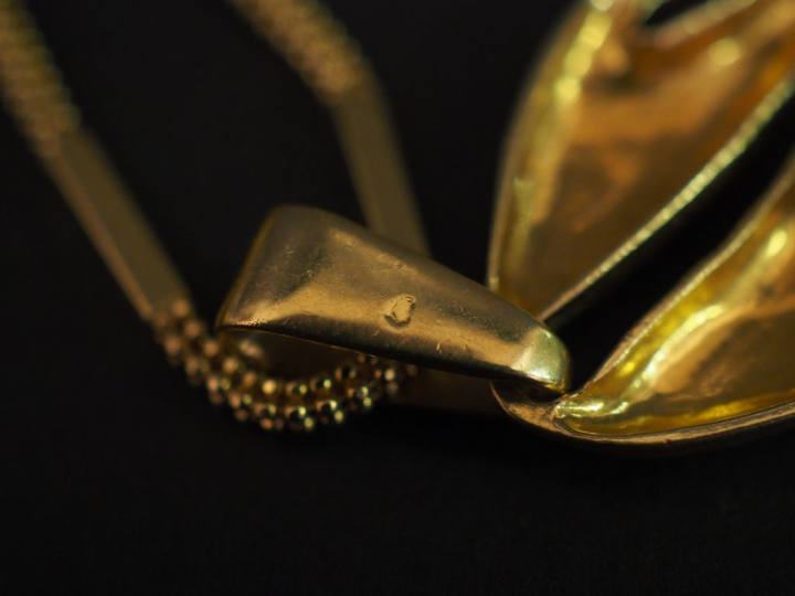 Collier en or alternance de maille tressée et de maillon rectangulaire
