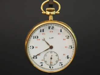 Vente aux enchères LIP. Montre de gousset en or.  Poids tel : 72 g