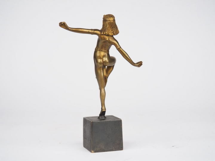 Sujet en bronze Art Déco  "Danseuse égyptienne" H. 23 cm avec le socle