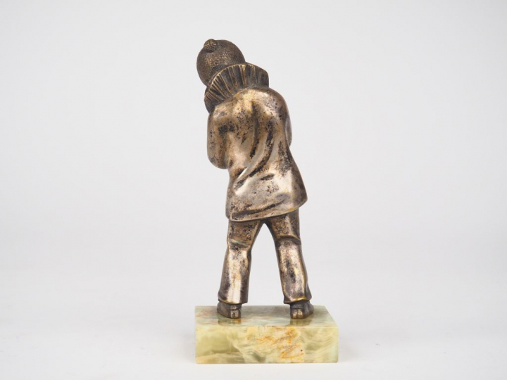 Sujet Art Déco en bronze argenté et ivoire "Pierrot", socle en onyx ve