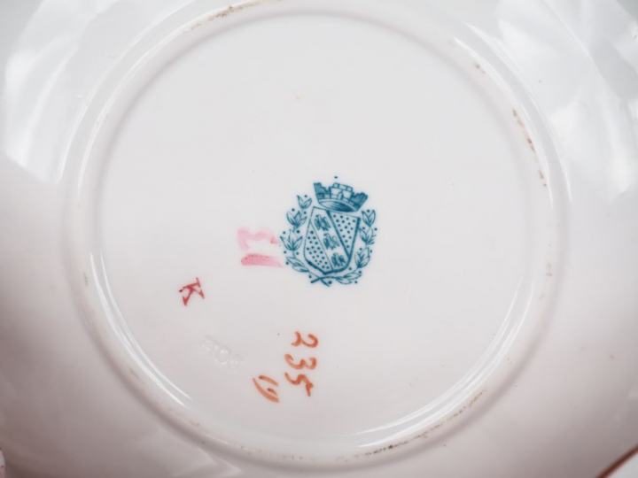 Partie de service à thé en céramique de Minton à décor de fleurettes e