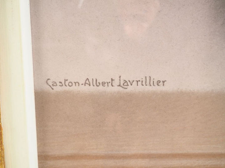 Gaston Albert LAVRILLIER. "Bouquet de roses". Pastel  signé en bas à g