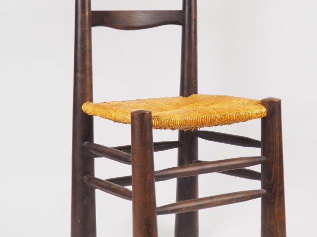 Charles DUDOUYT. Suite de 6 chaises de salle à manger en chêne,  monta