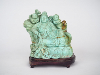 Vente aux enchères Groupe en résine à l'imitation de la turquoise Guanyin Chine vers 1950