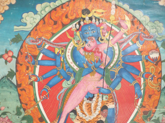 Vente aux enchères Thangka représentant une divinité tantrique enlassant sa çakati Tibet 
