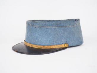 Vente aux enchères Képi polo bleu horizon 1915/1918 d'infanterie. Fausse jugulaire en can