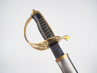Vente aux enchères Réplique moderne d'un sabre de cavalerie anglaise, fabrication indienn