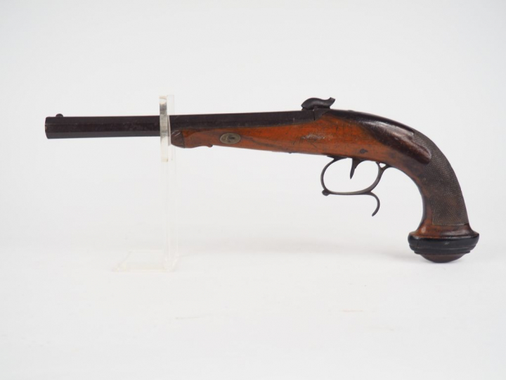 Pistolet de tir à percussion par "XXX à Liège, platine à l'arrière, cr