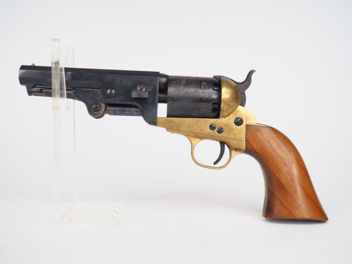 Réplique italienne par "UBERTI" d'un revolver Colt 1861 "Reb Nord" cal
