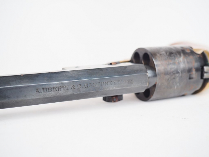 Réplique italienne par "UBERTI" d'un revolver Colt 1861 "Reb Nord" cal