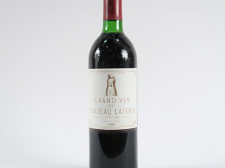 Vente aux enchères 1 BOUTEILLE CHÂTEAU LATOUR 1er GCC PAUILLAC - 1982 - BG