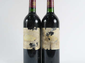 Vente aux enchères 2 BOUTEILLES CHÂTEAU MARGAUX 1er GCC MARGAUX - 1989 - BG/ETA