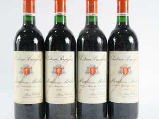 Vente aux enchères 4 BOUTEILLES CHÂTEAU POUJEAUX MOULIS EN MEDOC - 1990