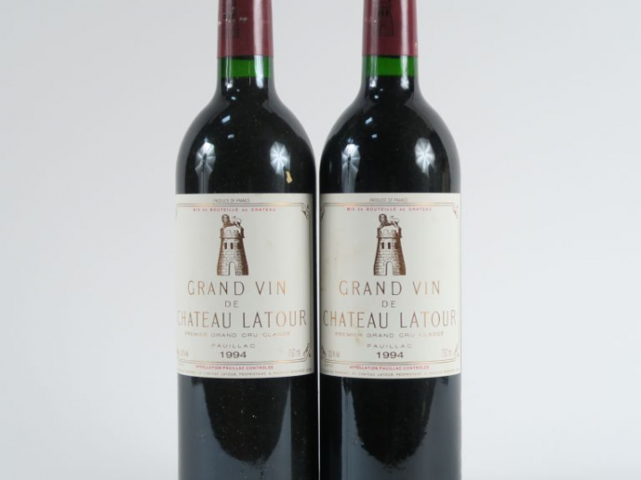2 BOUTEILLES CHÂTEAU LATOUR 1er GCC PAUILLAC - 1994 - BG+