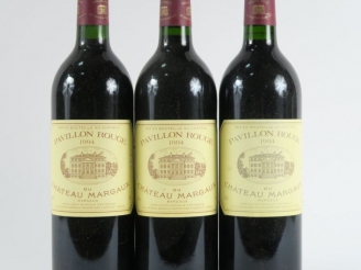 Vente aux enchères 3 BOUTEILLES PAVILLON ROUGE DU CHÂTEAU MARGAUX - 1994
