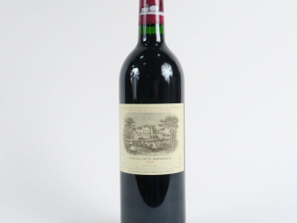 Vente aux enchères 1 BOUTEILLE CHÂTEAU LAFITE ROTHSCHILD 1er GCC PAUILLAC - 1995