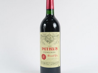 Vente aux enchères 1 BOUTEILLE PETRUS POMEROL - 1995 - BG+
