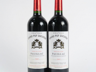Vente aux enchères 2 BOUTEILLES CHÂTEAU GRAND PUY DUCASSE GCC PAUILLAC - 2005