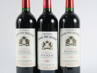 Vente aux enchères 3 BOUTEILLES CHÂTEAU GRAND PUY DUCASSE GCC PAUILLAC - 2 de 2004/1 de 2