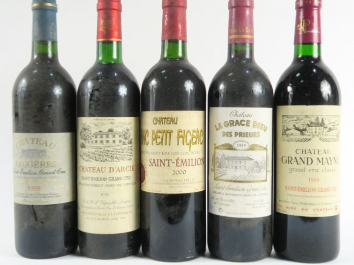 5 BOUTEILLES ST EMILION GC : 1 CHÂTEAU GRAND MAYNE 1993 - 1 CHÂTEAU LA