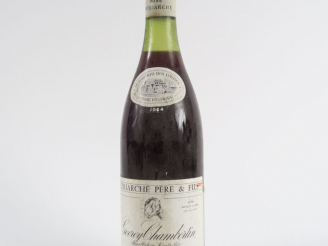 Vente aux enchères 1 BOUTEILLE GEVREY CHAMBERTIN PATRIARCHE PÈRE   FILS - 1964  - 3,5 CM