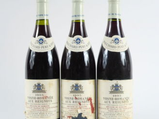 Vente aux enchères 3 BOUTEILLES VOSNE ROMANÉE 'AUX REIGNOTS' BOUCHARD PÈRE   FILS/COMTE D