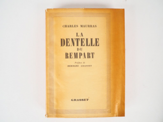 Vente aux enchères MAURRAS (Charles). La dentelle du rempart. Choix de proses civiques en
