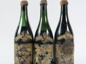Vente aux enchères 3 BOUTEILLES NUITS ST GEORGES CAMILLE GIROUD - 1949 - 6 CM/7,5 CM/10 C