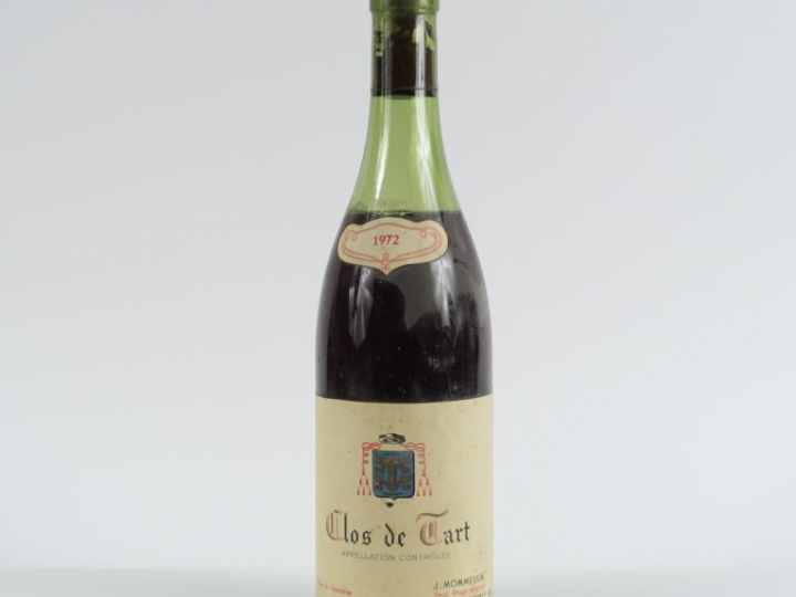 1 BOUTEILLE CLOS DE TART J. MOMMESSIN - 1972 - 5,5 CM/CAPS TRES ABIMÉE