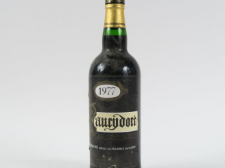 Vente aux enchères 1 BOUTEILLE MAURY DORÉ ESTEVE DESIRE - 1985