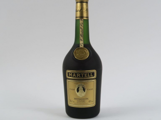 Vente aux enchères 1 BOUTEILLE COGNAC MARTELL 'MEDAILLON' V.S.O.P. - COFFRET