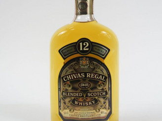 Vente aux enchères 1 BOUTEILLE (50 CL) WHISKY CHIVAS REGAL 12 ANS - COFFRET