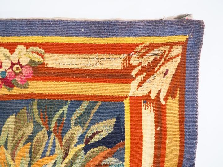 Tapisserie d'Aubusson de style Louis XVI à décor de scène galante dans