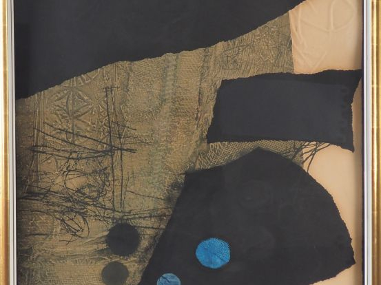 Antoni CLAVE.  "Sac i formes negres". Gravure en couleur, signée en ba