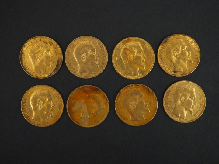 	Huit pièces de 20 francs or, 1857-A. FRAIS ACHETEURS 5% TTC.