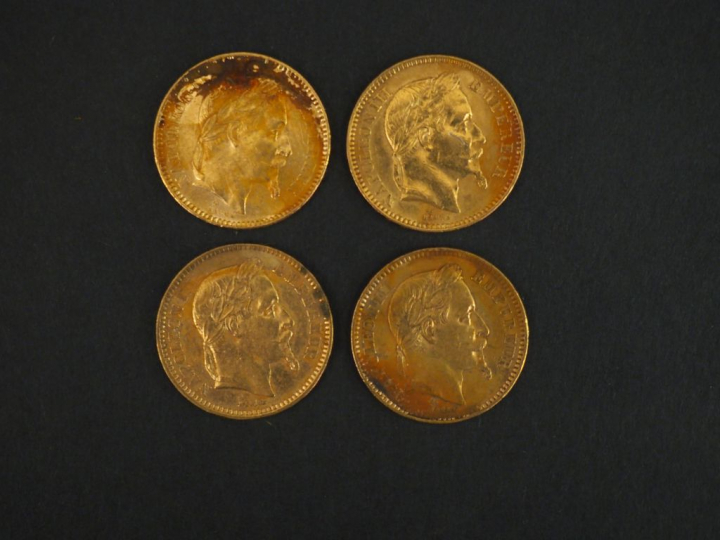 	Quatre pièces de 20 francs or, 1864-A. FRAIS ACHETEURS 5% TTC.
