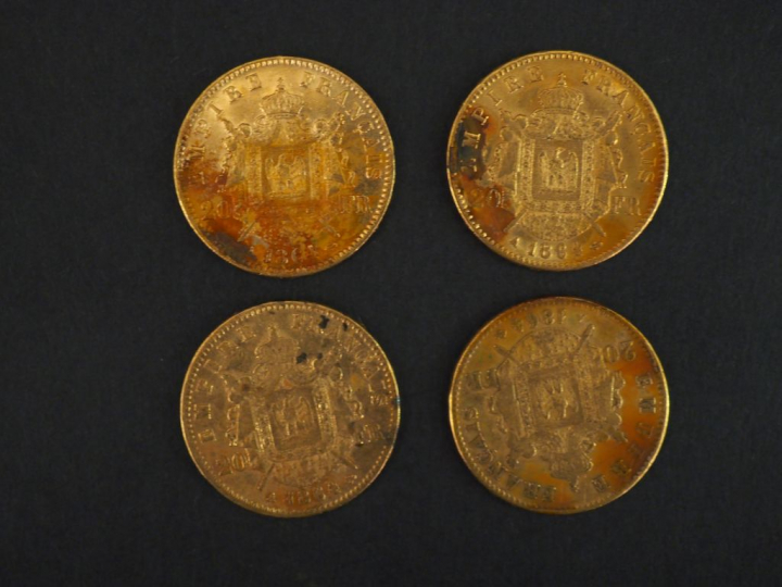 	Quatre pièces de 20 francs or, 1864-A. FRAIS ACHETEURS 5% TTC.