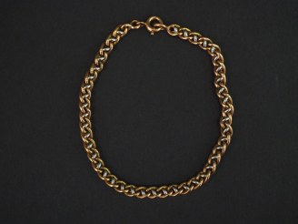 Vente aux enchères Bracelet articulé deux tons d’or, maille tressée. Long. 17,5 cm Poids.