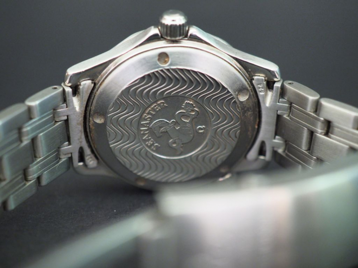 	OMEGA, Seamaster professional 300m.  Montre bracelet de plongée en ac