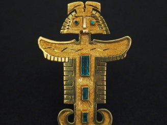 Vente aux enchères Broche/pendentif en or jaune et pierres de couleur en forme de divinit