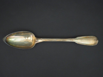 Vente aux enchères Cuillère à ragoût en argent, poinçon Minerve, modèle à filet.  Monogra