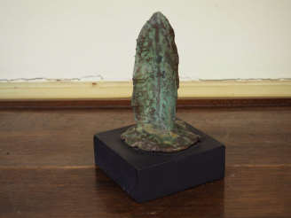 Vente aux enchères HEHEN. "Organo". Sujet en bronze à patine verte. H. (sans le socle): 1